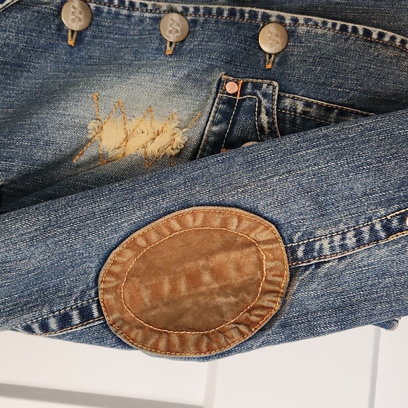 Distressed Jean Jacket - Picture 3 of 6